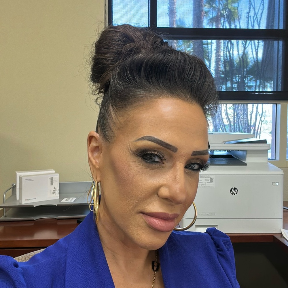 Meet your Posher, Ashley